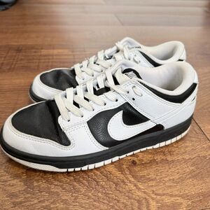 Nike Dunk Low Size Womens 7 Reverse Panda Sneakers Black & White PD9064-011